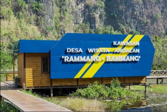 Dermaga Berua